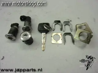 Honda NT650V(RC47) Slotenset