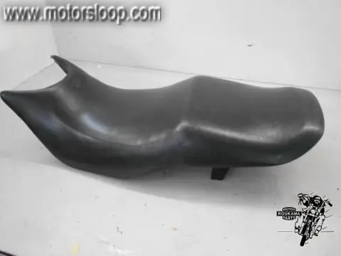 Honda NT650V(RC47) Zadel