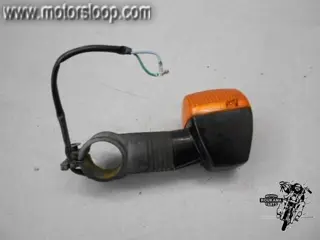 Honda NTV650(RC33) Knipperlicht rechts voor