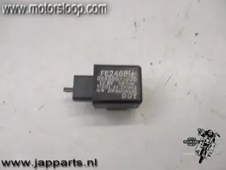 Honda ST1300 (SC51A) Knipperrelais