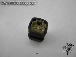 Honda VF1000F2(SC15) Schakelrelais 4 pins