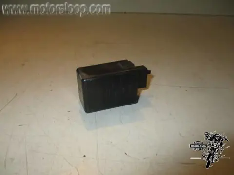 Honda VF500C(PC13) Knipperlicht relais