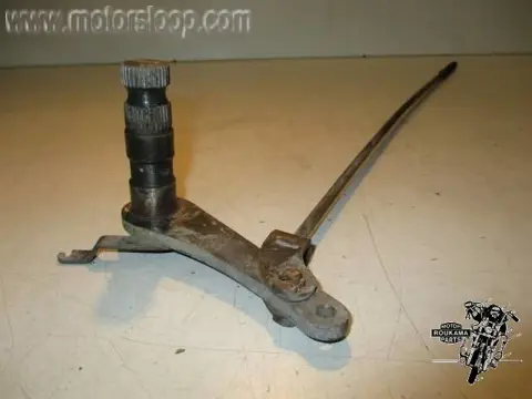 Honda VF500C(PC13) Rempedaal as