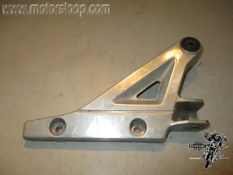 Honda VF500C(PC13) Voetsteunbracket 2