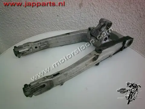 Honda VF500F(PC12) Achterbrug