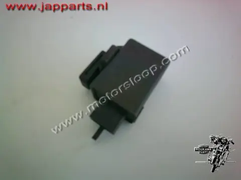Honda VF500F(PC12) Knipperlichtrelais
