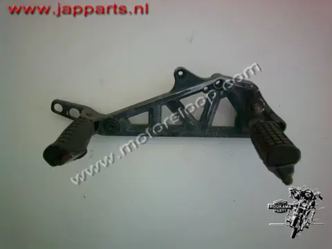 Honda VF500F(PC12) Voetsteun set rechts