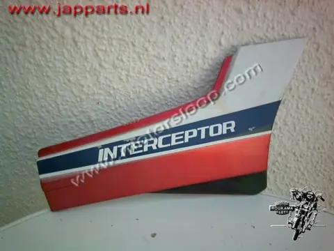 Honda VF500F(PC12) Zijkap R