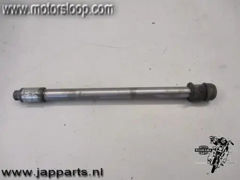 Honda VF700C & VF750C Achterwiel as