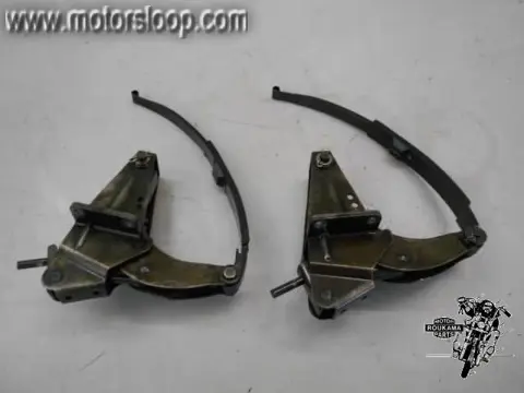 Honda VF700C(RC211) Kettingspanners en geleiders