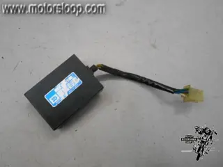 Honda VF750F(RC15) CDI 3