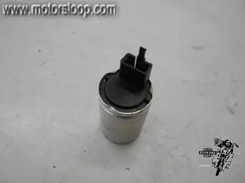 Honda VF750F(RC15) Knipperrelais