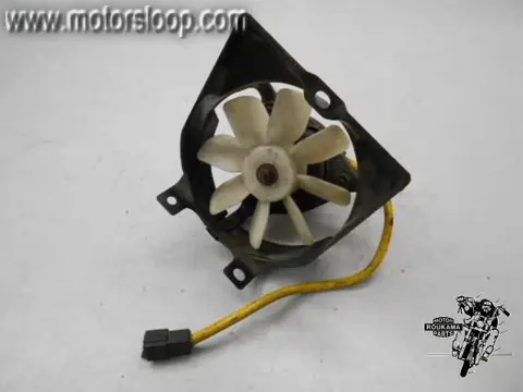 Honda VF750F(RC15) Koelvin 1