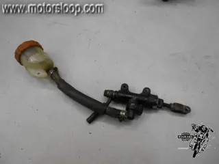 Honda VF750F(RC15) Rempomp achter