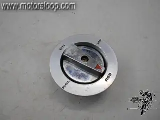 Honda VFR750(RC24) Benzinekraan