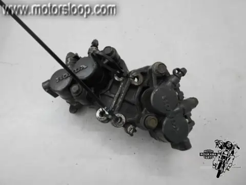 Honda VT1100C(SC18) Remklauwset voor