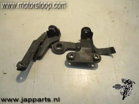 Honda VT500C(PC08) Beugel 1