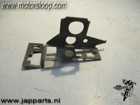 Honda VT500C(PC08) Beugel 3