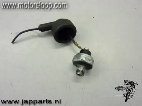 Honda VT500C(PC08) Oliedruksensor