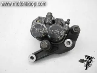 Honda VT700/VT750(RC19/1) Remklauw rechts voor