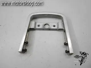 Honda VT700/VT750(RC19/1) Rugsteun