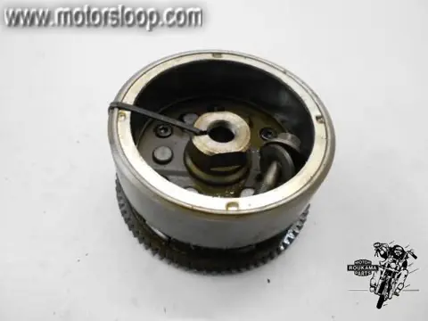 Honda VT700/VT750(RC19/1) Vliegwiel met startkoppeling