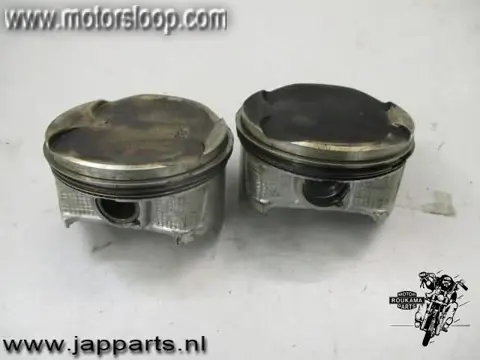 Honda VTR1000F(SC36) Zuigers