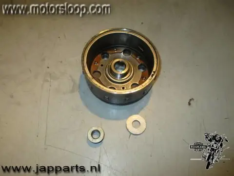 Honda XL125V(JC32) Vliegwiel