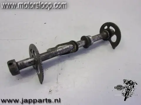 Honda XL600R(PD03) Achterwiel as