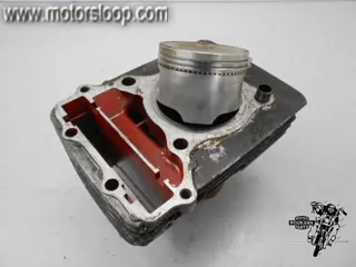 Honda XLV750R(RD01) Cilinder met zuiger