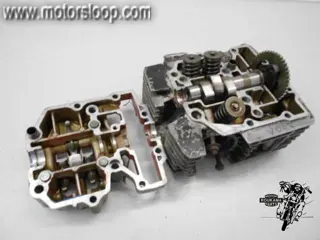 Honda XLV750R(RD01) Cilinderkop met nokkenas voor