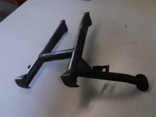 Kawasaki GPZ600R Middenbok 34011-1121