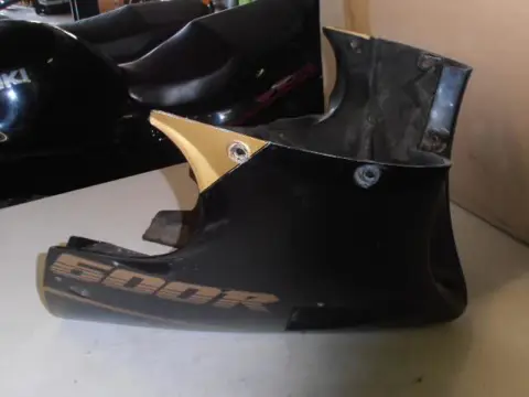 Kawasaki GPZ600R Onderkuip zwart 55028-1137