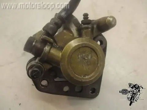 Kawasaki GPZ600R Remklauw rechts voor