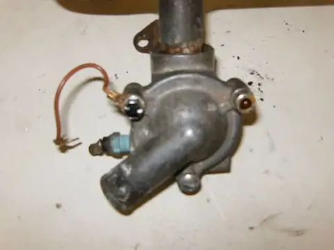 Kawasaki GPZ600R Thermostaathuis 16160-1092