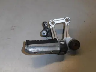 Kawasaki GPZ600R Voetstep met houder rechts achter 35011-1243