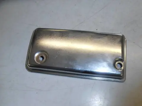 Kawasaki LTD550(KZ550F) Startmotorkapje 14025-1050