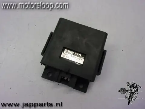 Kawasaki GPZ750(ZX750A) CDI Unit