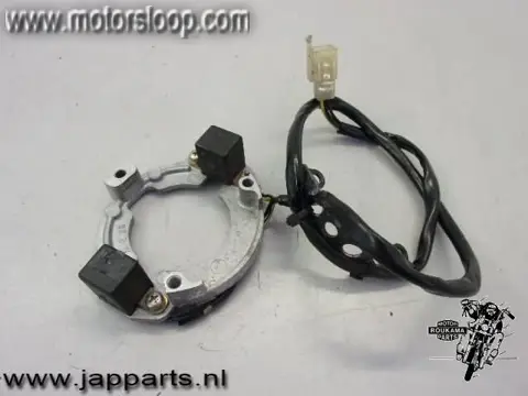 Kawasaki GPZ750(ZX750A) Pick-ups