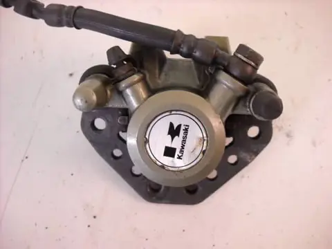 Kawasaki GPZ750R Remklauw Links Voor