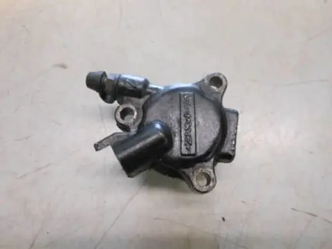 Kawasaki GPZ900R(A1-A6) Koppelingscilinder blok 13231-1066