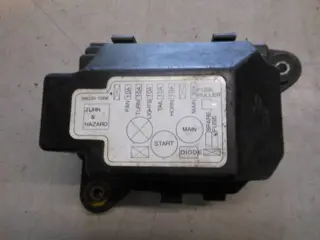 Kawasaki GPZ900R(A1-A6) Zekeringkast 59416-1056