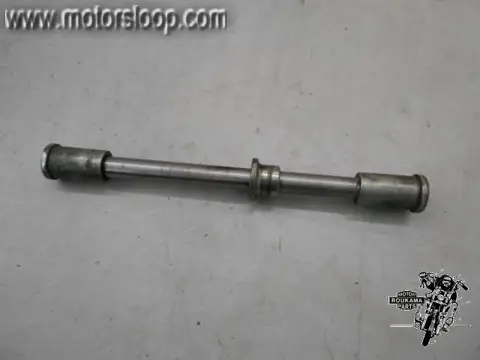 Kawasaki GPZ900R(ZX900A) Achterwiel as