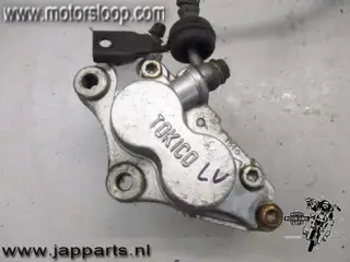 Kawasaki GPZ900R(ZX900A) Remklauw links voor