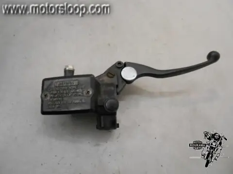 Kawasaki GPZ900R(ZX900A) Rempomp voor