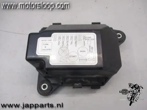 Kawasaki GPZ900R(ZX900A) Zekeringhouder