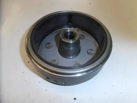 Kawasaki GT550 Vliegwiel