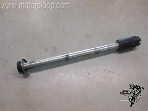 Kawasaki GT550(KZ550G) Achterwiel as