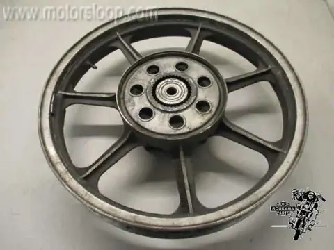 Kawasaki GT750 Achterwiel