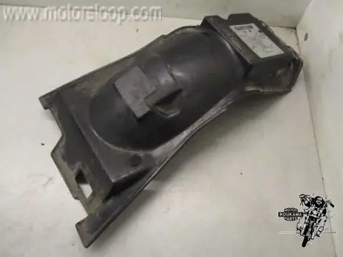 Kawasaki GT750 Binnenspatbord